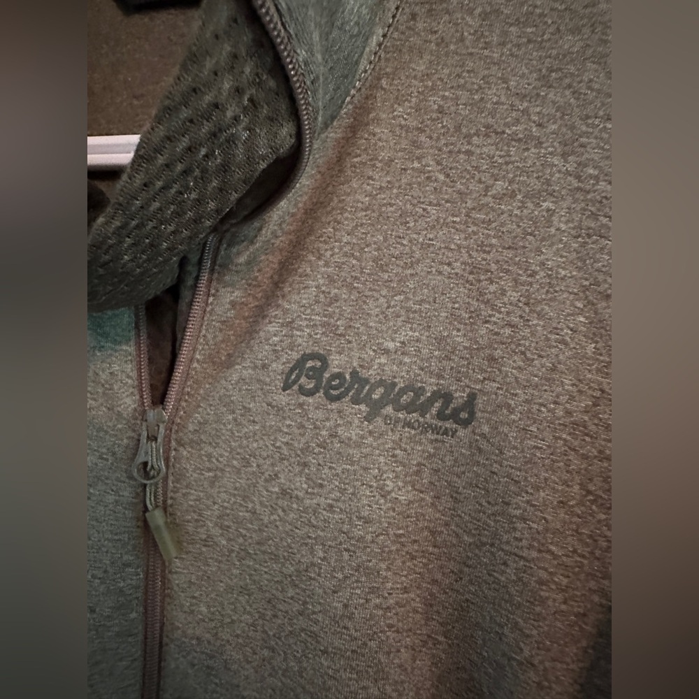 Bergans of Norway Gray Quarter-Zip fleece jacket - Picture 2 of 13